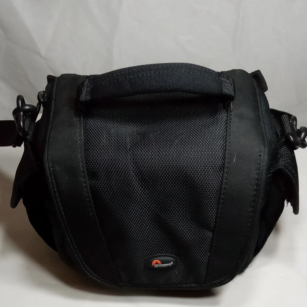 Lowepro Edit 110 Camcorder Bag Camera Case With Shoulder Strap